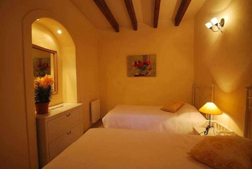 Casa With Air Conditioning And A Roof Terrace With Great Views Semesterbostad Fornalutx