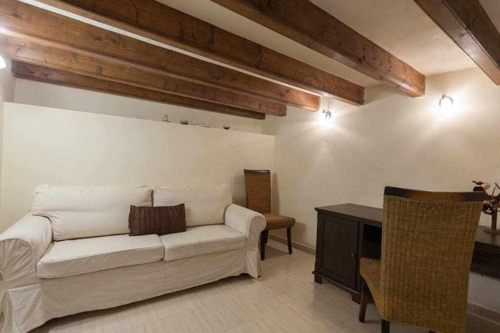 Semesterbostad Casa With Air Conditioning And A Roof Terrace With Great Views *